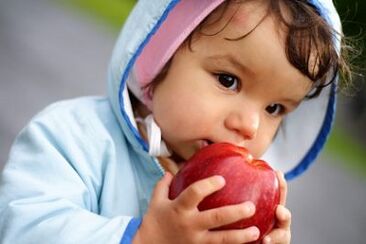 eating unwashed fruits as a cause of parasite infection